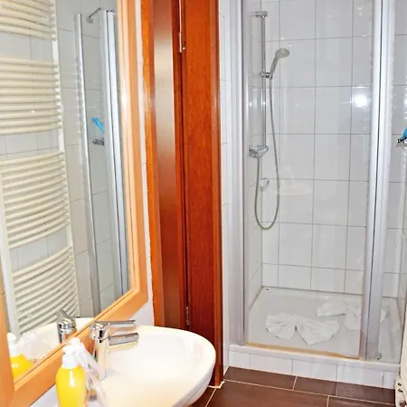 Apartment Fewo 15 mit Balkon und Strandkorb Villa Sonneck Sellin (Rugen)
