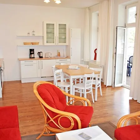 Apartment Fewo 15 mit Balkon und Strandkorb Villa Sonneck