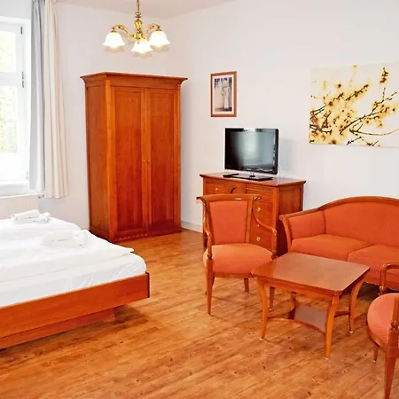 Apartment Fewo 15 mit Balkon und Strandkorb Villa Sonneck Sellin (Rugen)