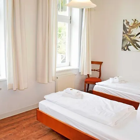 Fewo 15 mit Balkon und Strandkorb Villa Sonneck Apartment